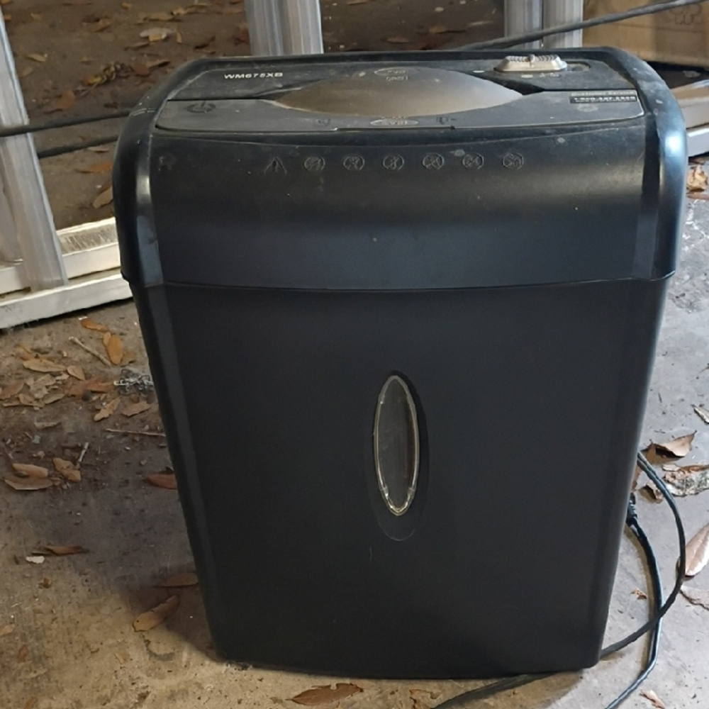 Black Paper Shredder Shredsafe